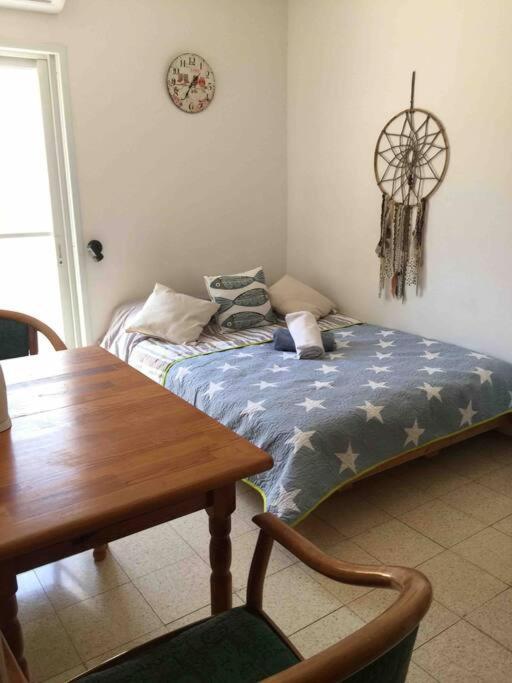 The Little Dorm And Beer Apartamento Arad Exterior foto